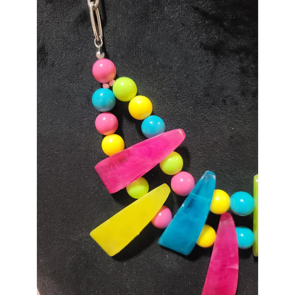 Women's Colorful Beaded Statement Necklace With Lobster Clasp Fashion Jewelry - Picture 5 of 7